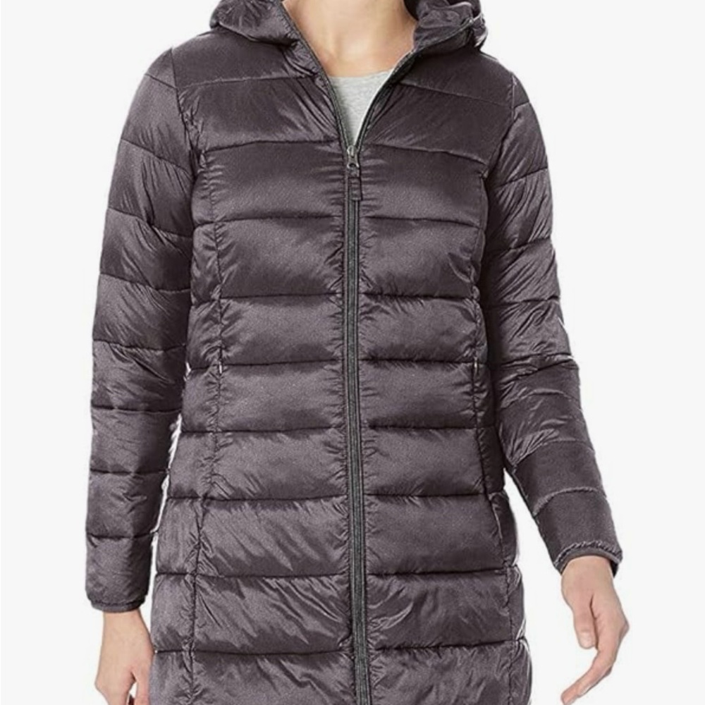 Amazon Essentials puffer coat size M